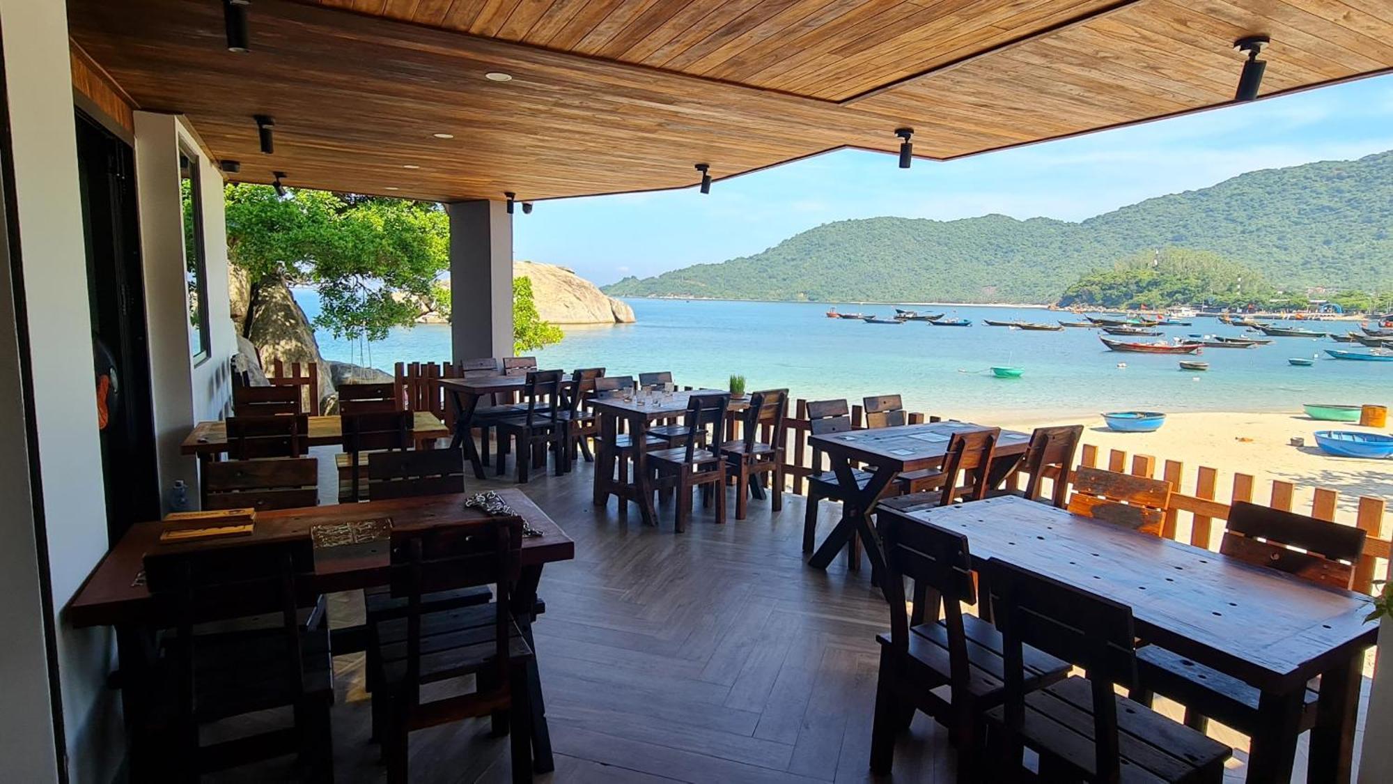 The Coral Homestay & Pub Tân Hiệ المظهر الخارجي الصورة