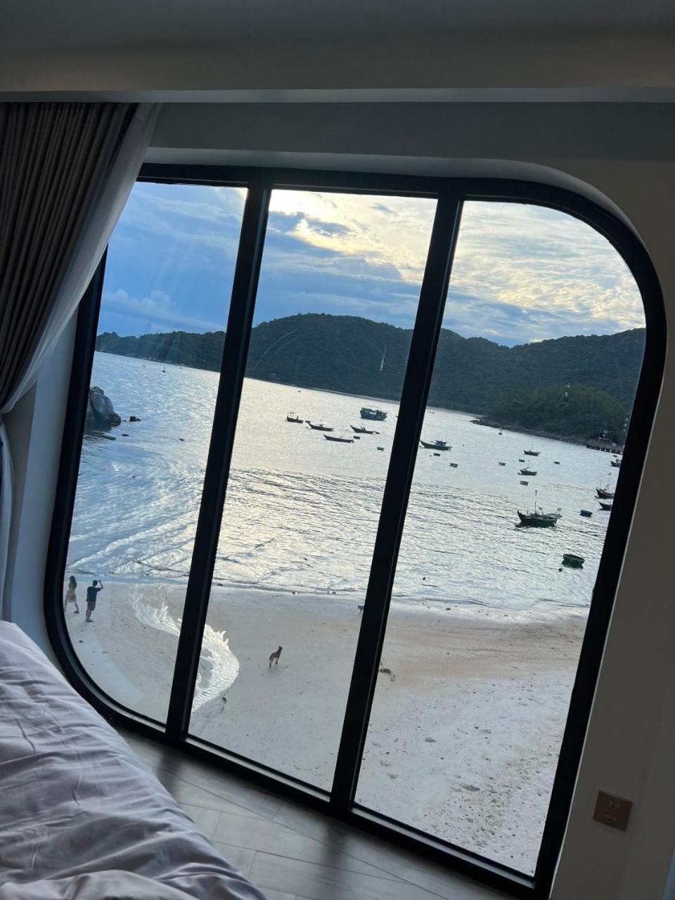 The Coral Homestay & Pub Tân Hiệ المظهر الخارجي الصورة