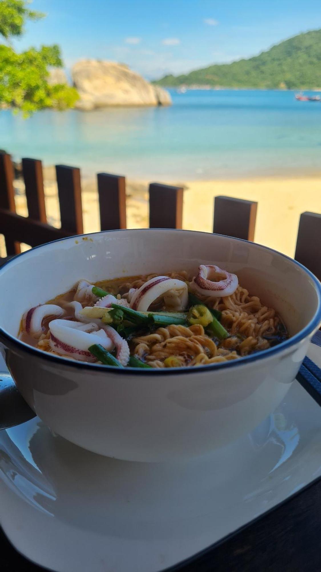 The Coral Homestay & Pub Tân Hiệ المظهر الخارجي الصورة