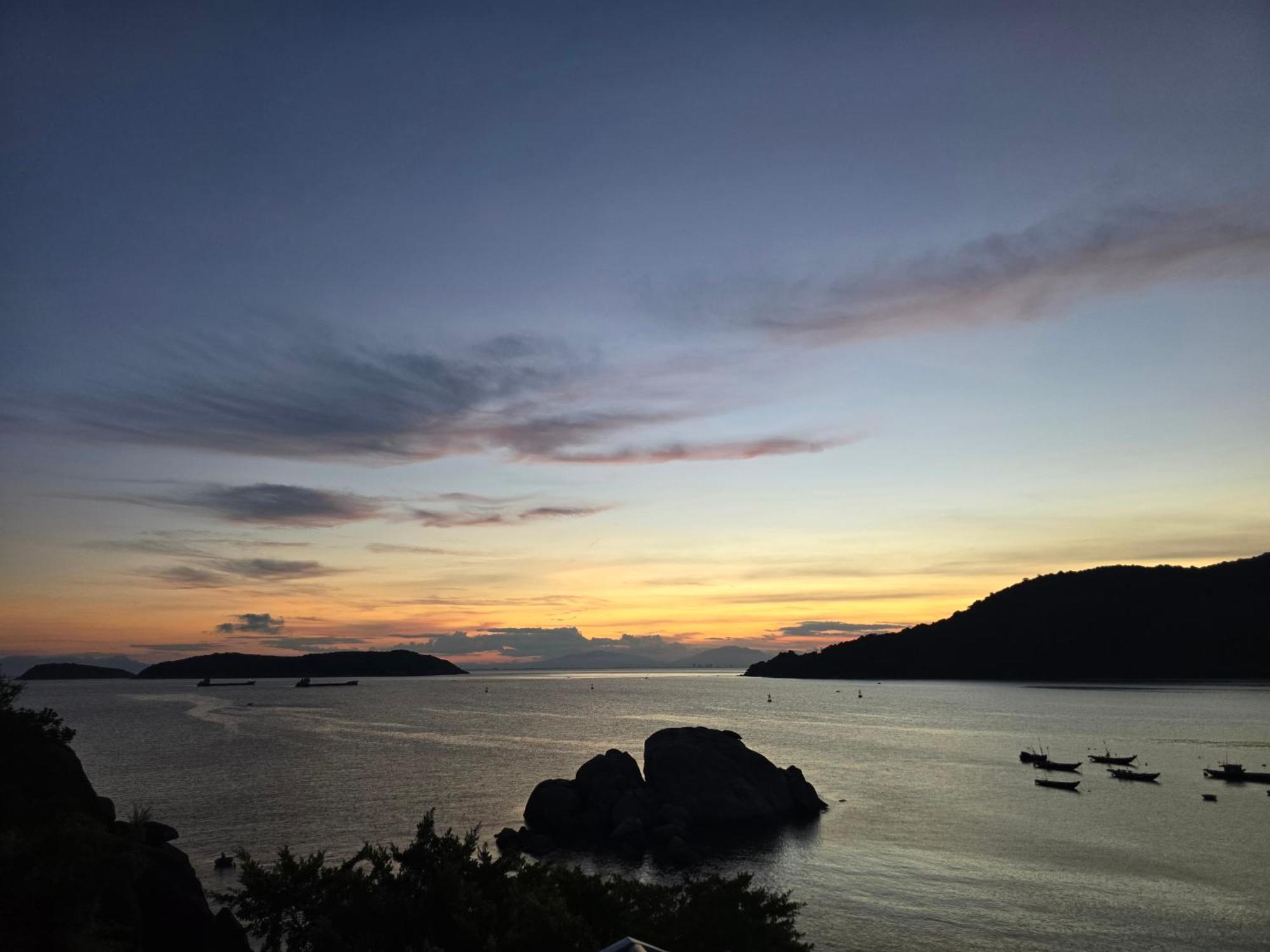 The Coral Homestay & Pub Tân Hiệ المظهر الخارجي الصورة